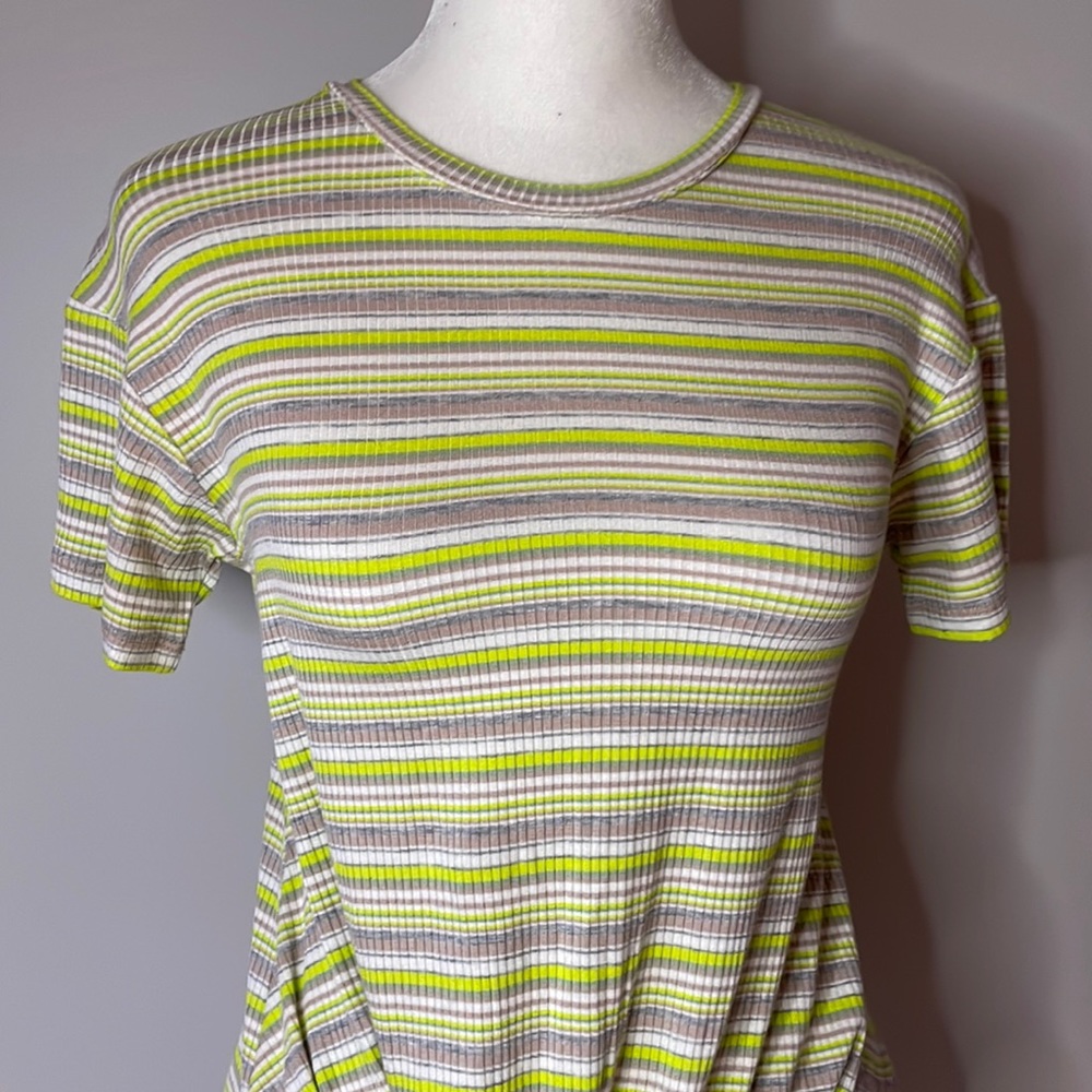 Y2K Style Walking on Sunshine Striped Twist Side Front Top - Picture 3 of 11